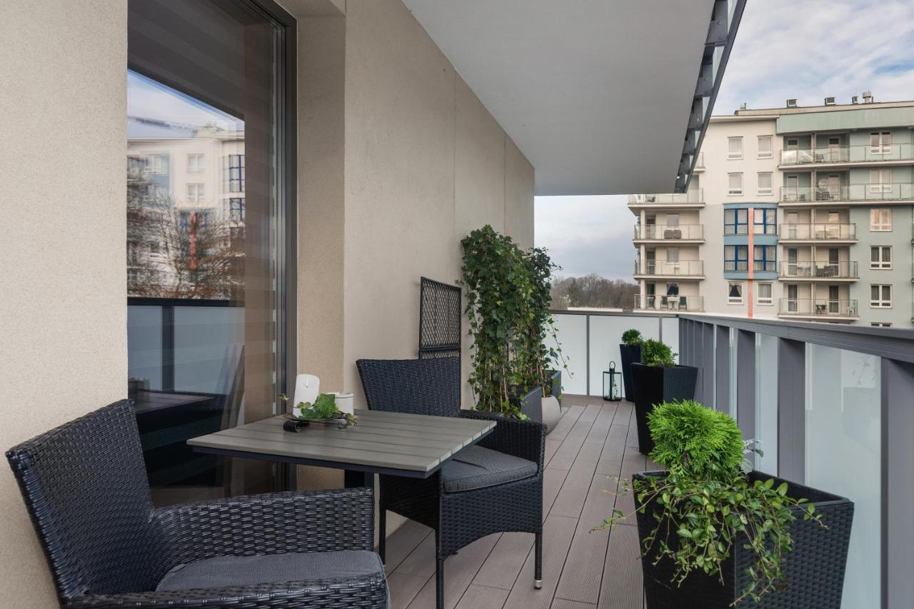 Baltini Premium Apartament Kasprowicza 20 A-B Z Basenem, Saunami I Jacuzzi Kołobrzeg Kültér fotó